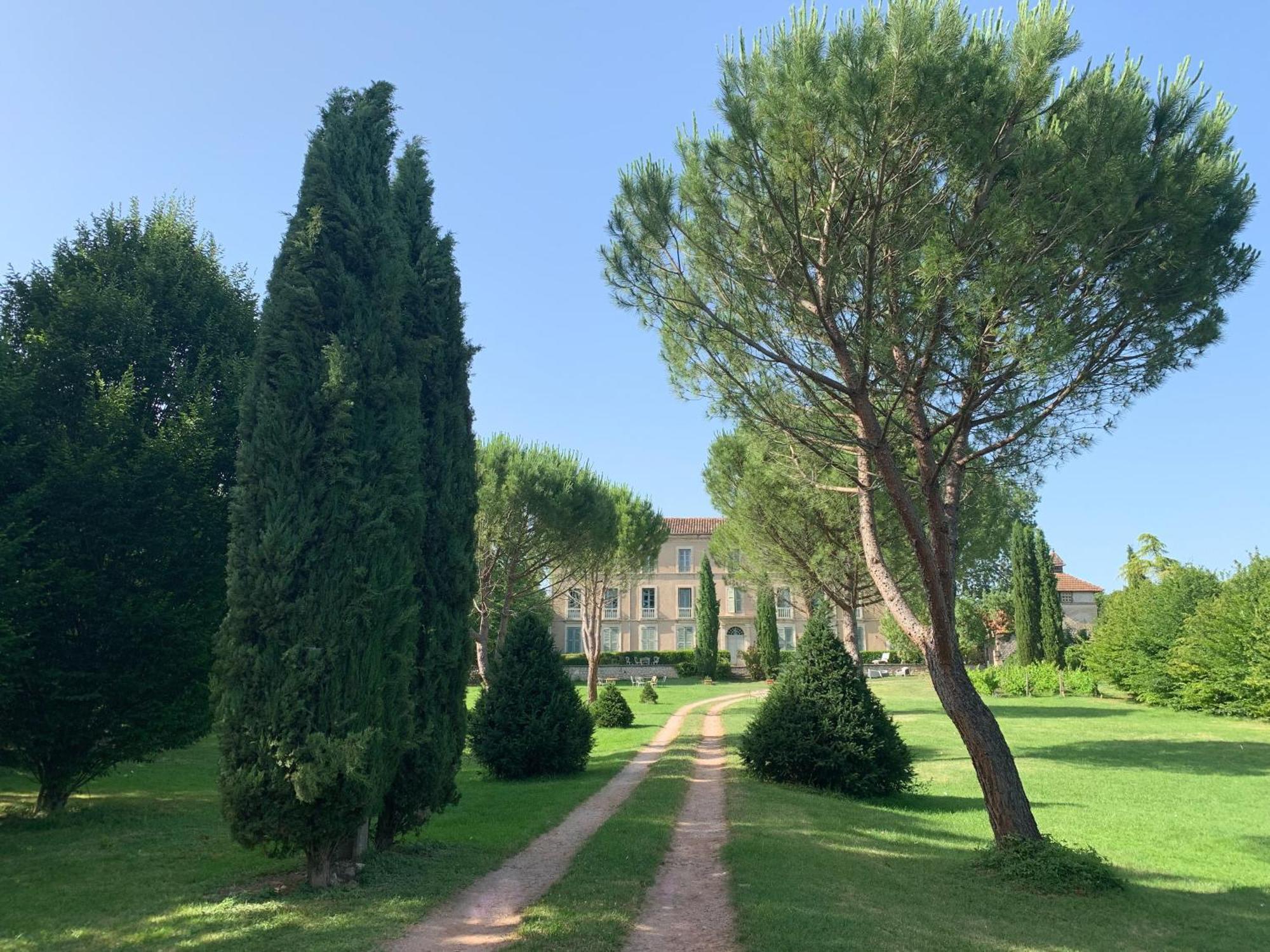 Pensión Domaine De La Monestarié